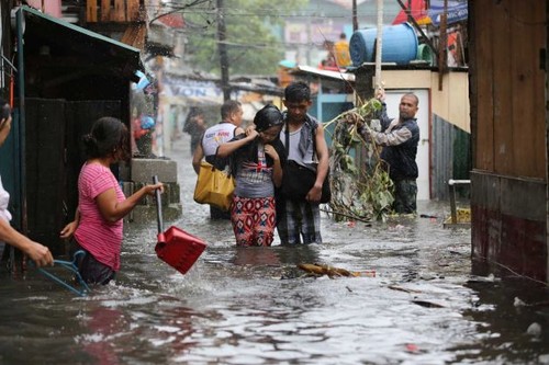 Typhoon Rammasun kills more than 20 people in the Philippines  - ảnh 1